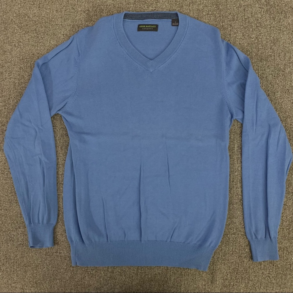 John Bartlett V-Neck Sweater (Blue) Size Small